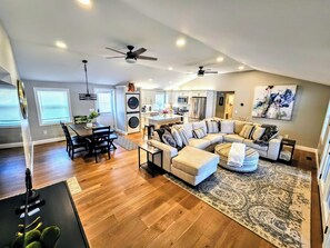 Smart TV, video games