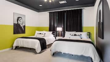 5 bedrooms, desk, laptop workspace, iron/ironing board