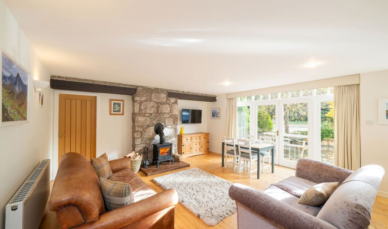 The Stables Cottage, Aboyne, Royal Deeside - Aboyne