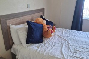 2 slaapkamers, een strijkplank/strijkijzer, gratis wifi, beddengoed