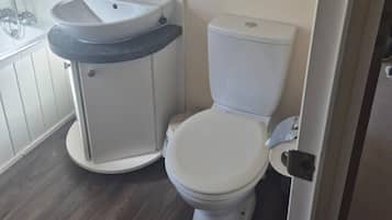 Baignoire et douche séparées, baignoire relaxante profonde