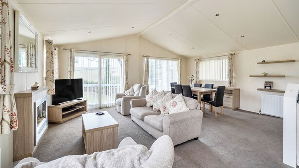Living area - 2 Bed Caravan - Sleeps 6 - Pets - Pool - Parking (Newquay)