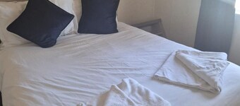 Sea Breeze Villa Near to Newquay Sleeping 6 Guests