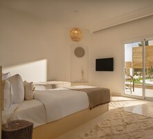 Superior Double Room | Premium bedding, down comforters, memory foam beds, minibar