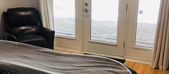 Two bedroom guest suite on the lake