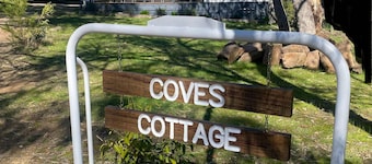 Coves Cottage on Lake Eildon, Serenity Awaits. Pet Friendly!