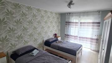 4 slaapkamers, internet, beddengoed