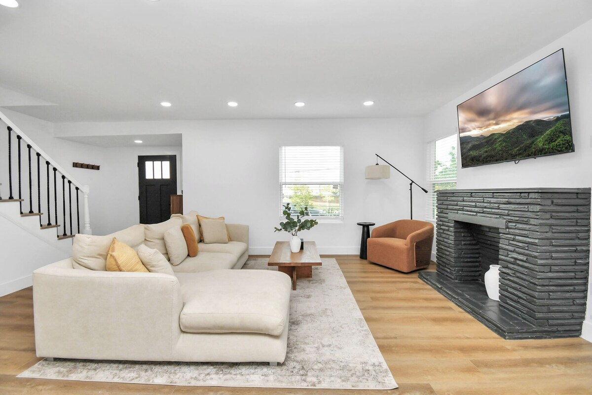 Photo 8 of Media Room & Patio - Downtown View- 4 Bedrooms