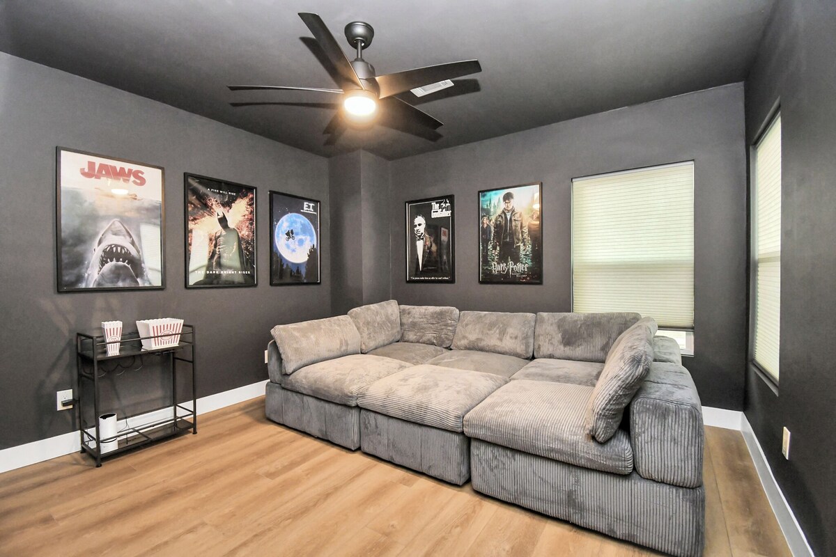Photo 29 of Media Room & Patio - Downtown View- 4 Bedrooms