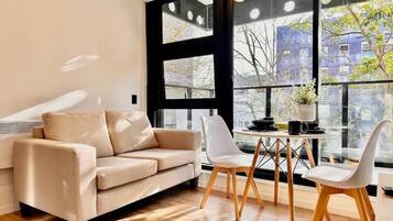 Televisión de pantalla plana