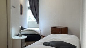 2 多间卧室、WiFi、床单