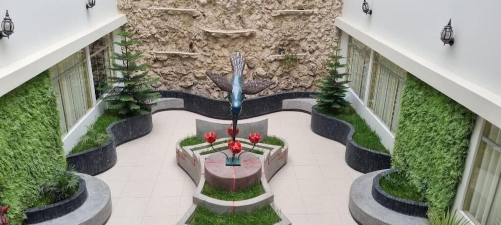 فنادق بتصنيف نجوم (2)