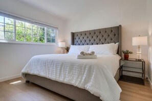 3 Schlafzimmer, Bügeleisen/Bügelbrett, kostenloses WLAN, Bettwäsche