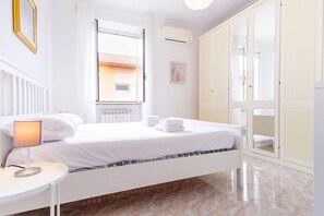 2 bedrooms, desk, iron/ironing board, travel cot