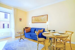 Dining - Elegantis.it Milos Suite Apartment - Your Chic Retreat in Central Rome (Roma)