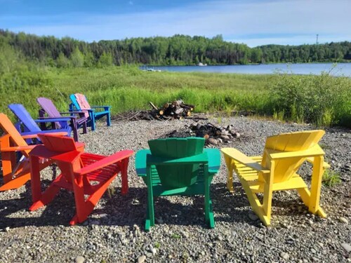 Rustic dry Cabin on Nancy Lake! True Alaskan Experience with Outhouse!