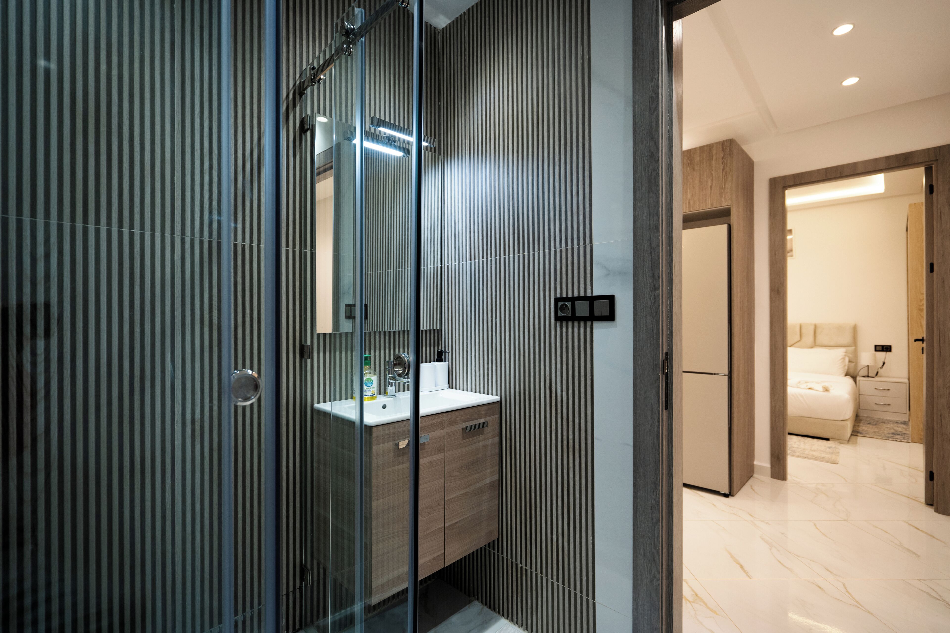 Comfort Apartment, 1 Bedroom, City View | Bathroom | Free toiletries, hair dryer, towels, soap