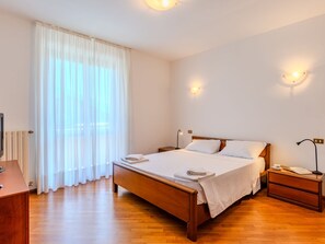3 bedrooms, internet