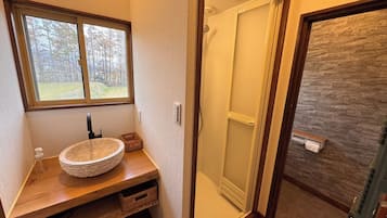 Villa familiar, vista a la montaña | 4 habitaciones, escritorio y espacio para trabajar con laptop