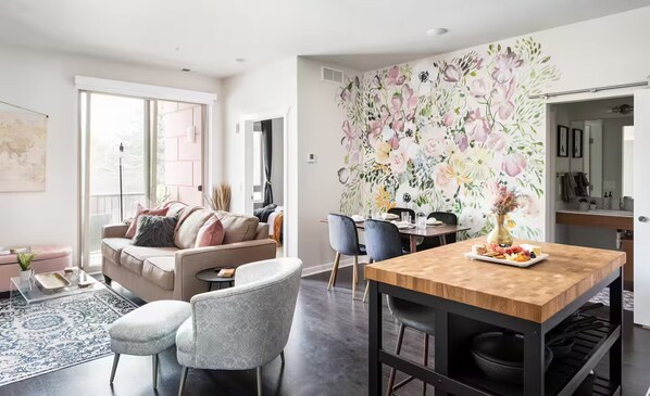 スマートテレビ、書庫、ステレオ