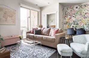 スマートテレビ、書庫、ステレオ