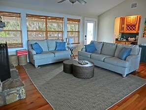 Älytelevisio, pöytätennispöytä