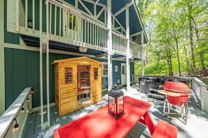 屋外ダイニングエリア