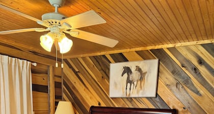 Peaceful Country Escape Near Lucedale
2 BR 1Bath on Private Family Farm