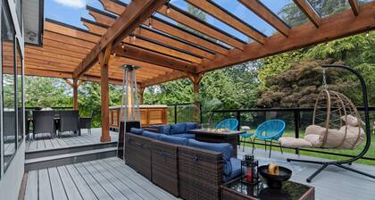 Luxury Resort in the Township of Langley - ModernElegance and British Barn–Style