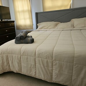 WiFi, bed sheets