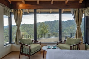 Presidential-huone | Yksilöllisesti sisustettu, yksilöllisesti kalustettu