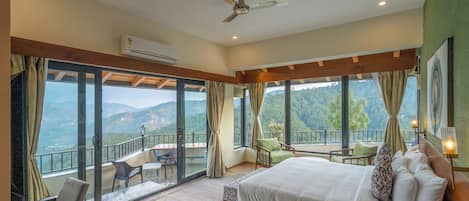 Presidential Room