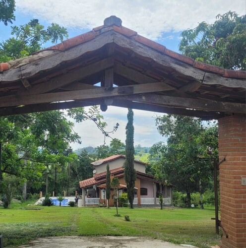 Family Holidays or Leisure with Friends? This Country House in Araçoiaba Has It All!