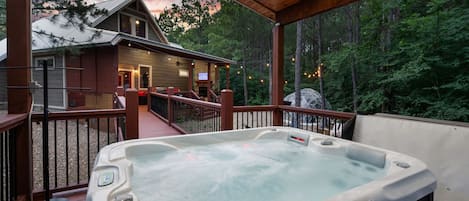 Bain à remous extérieur