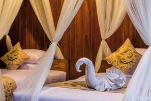 Free WiFi, bed sheets