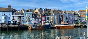 Bramble Bank - sleeps 2 guests  in 1 bedroom