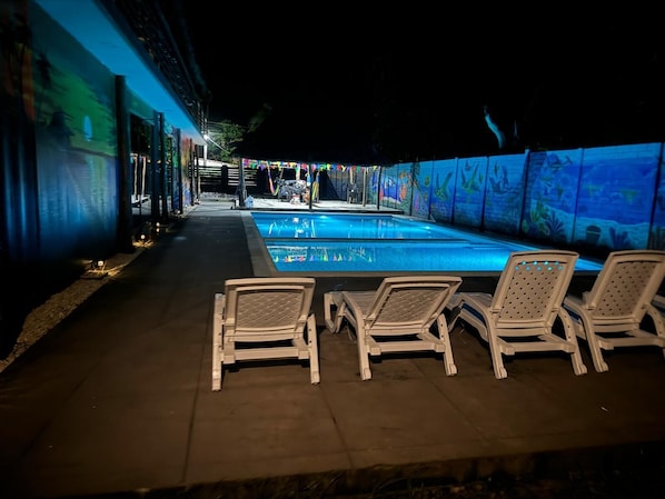 Exterior - Container house (San Luis Talpa)