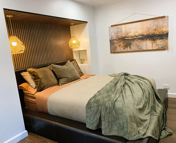 1 bedroom, WiFi, bed sheets