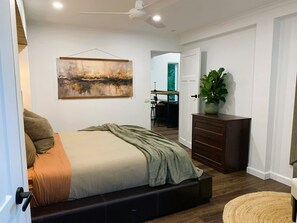 1 bedroom, WiFi, bed sheets