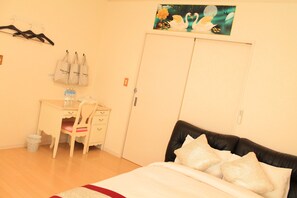 Down duvets, laptop workspace, free WiFi, bed sheets - Yamanakako Resort House I (Yamanakako)