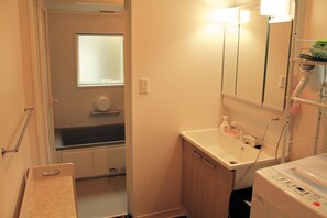 Shared bathroom - Yamanakako Resort House I (Yamanakako)