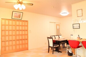 Interior detail - Yamanakako Resort House I (Yamanakako)