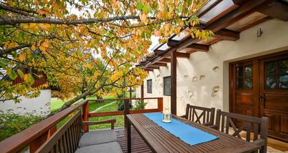 Awesome home in Kalnik