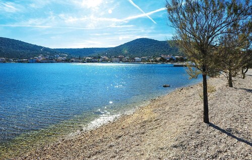 2 bedroom amazing apartment in Vinisce