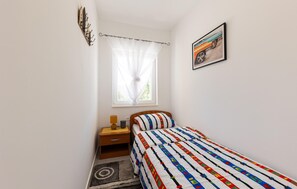 2 bedrooms, free WiFi, bed sheets