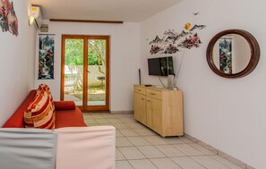 TV - StunNing apartment in Nin with WiFi (Nin)