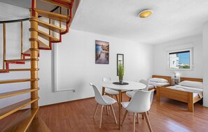 Dining - 1 bedroom cozy apartment in Betina (Betina)