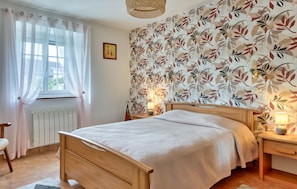 3 Schlafzimmer, Reisekinderbett, kostenloses WLAN