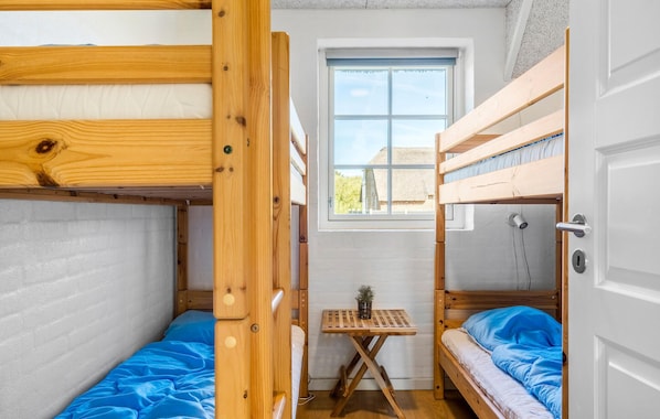 6 bedrooms, free WiFi
