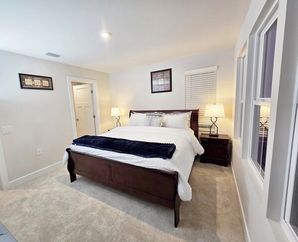 3 soverom, strykejern/-brett, wi-fi (inkludert) og sengetøy